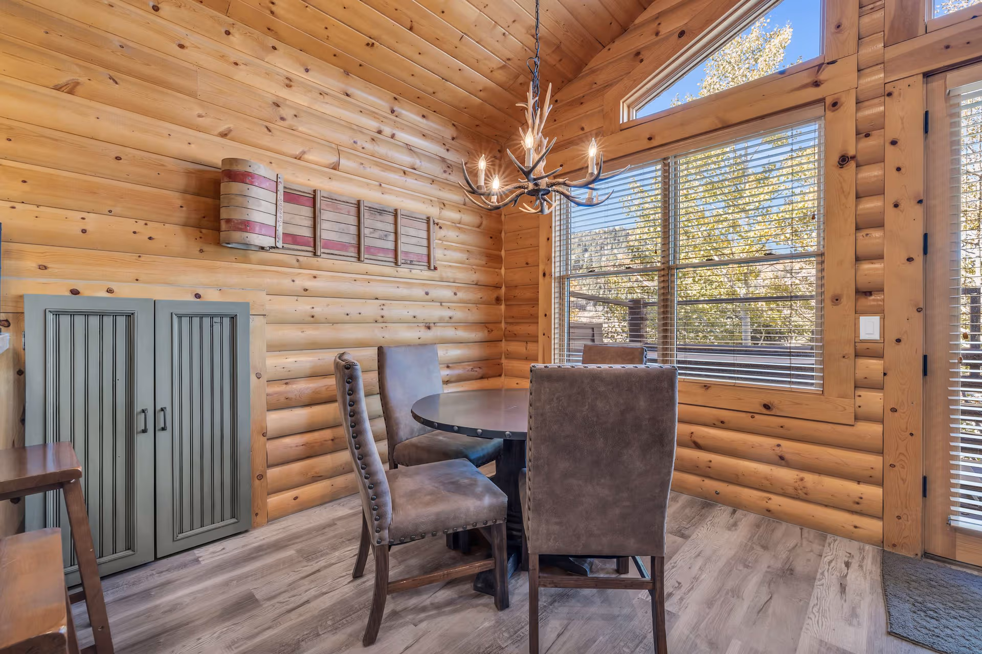 Antler Ridge Escape - Image 6