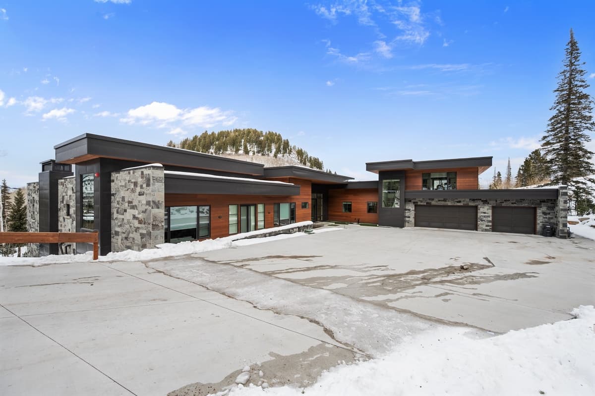 Quicksilver Haus - Image 91