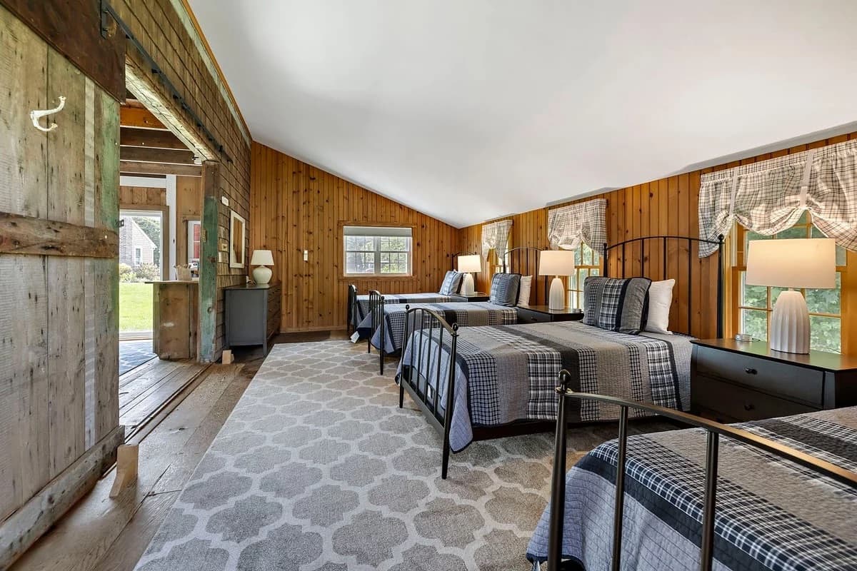 Sail Loft - Image 25