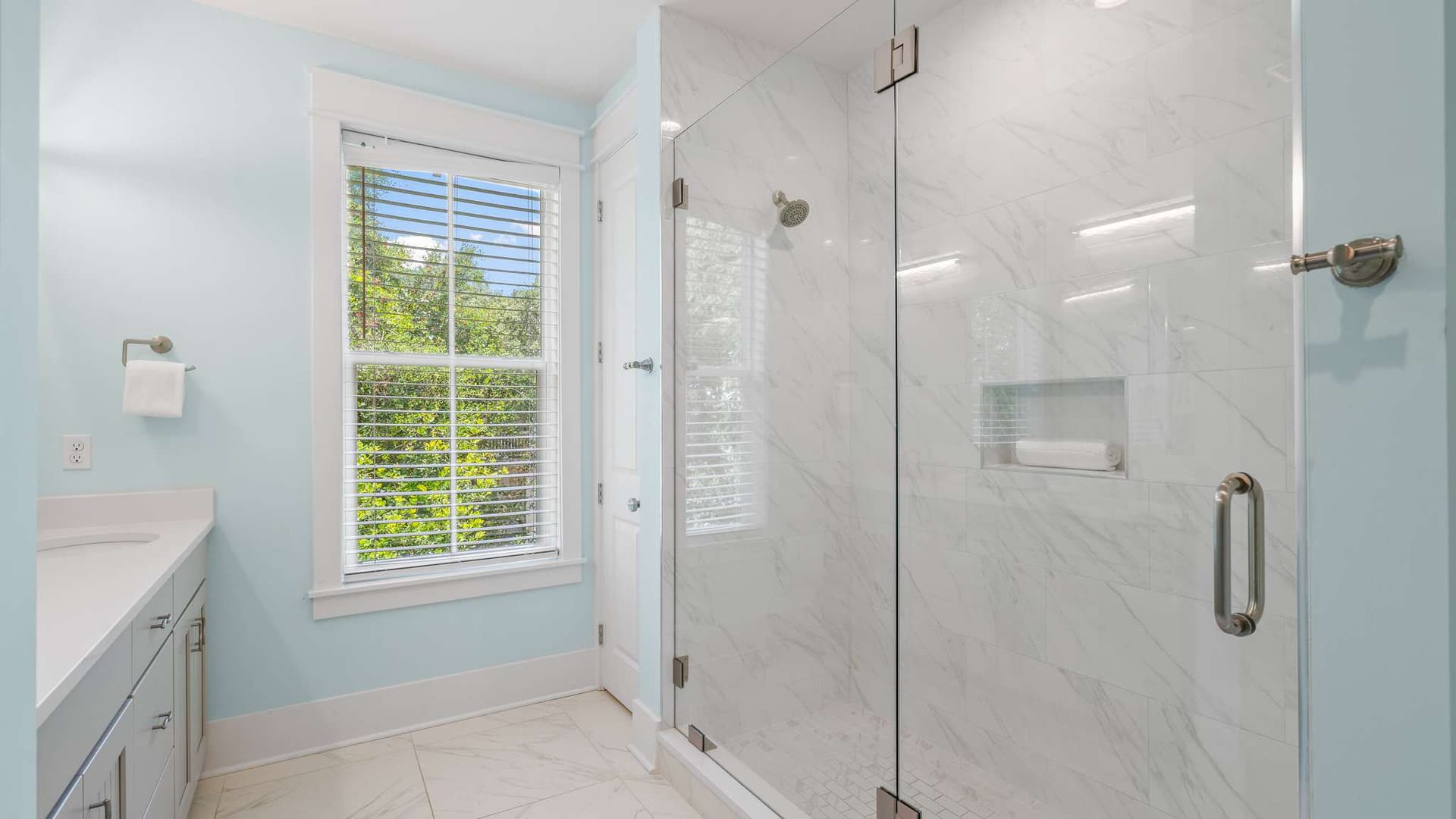 Barefoot Haven - Image 39