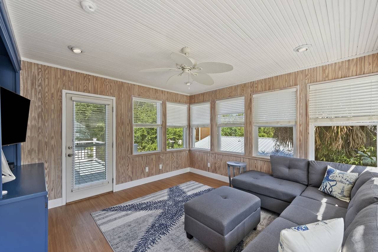 Isleview Escape - Image 38