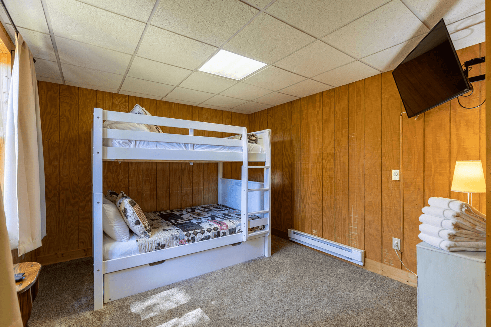 Log Inn at River Ridge - Image 25