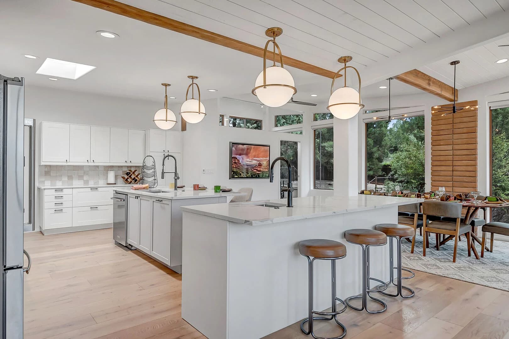 Cathedral Oasis - Image 10