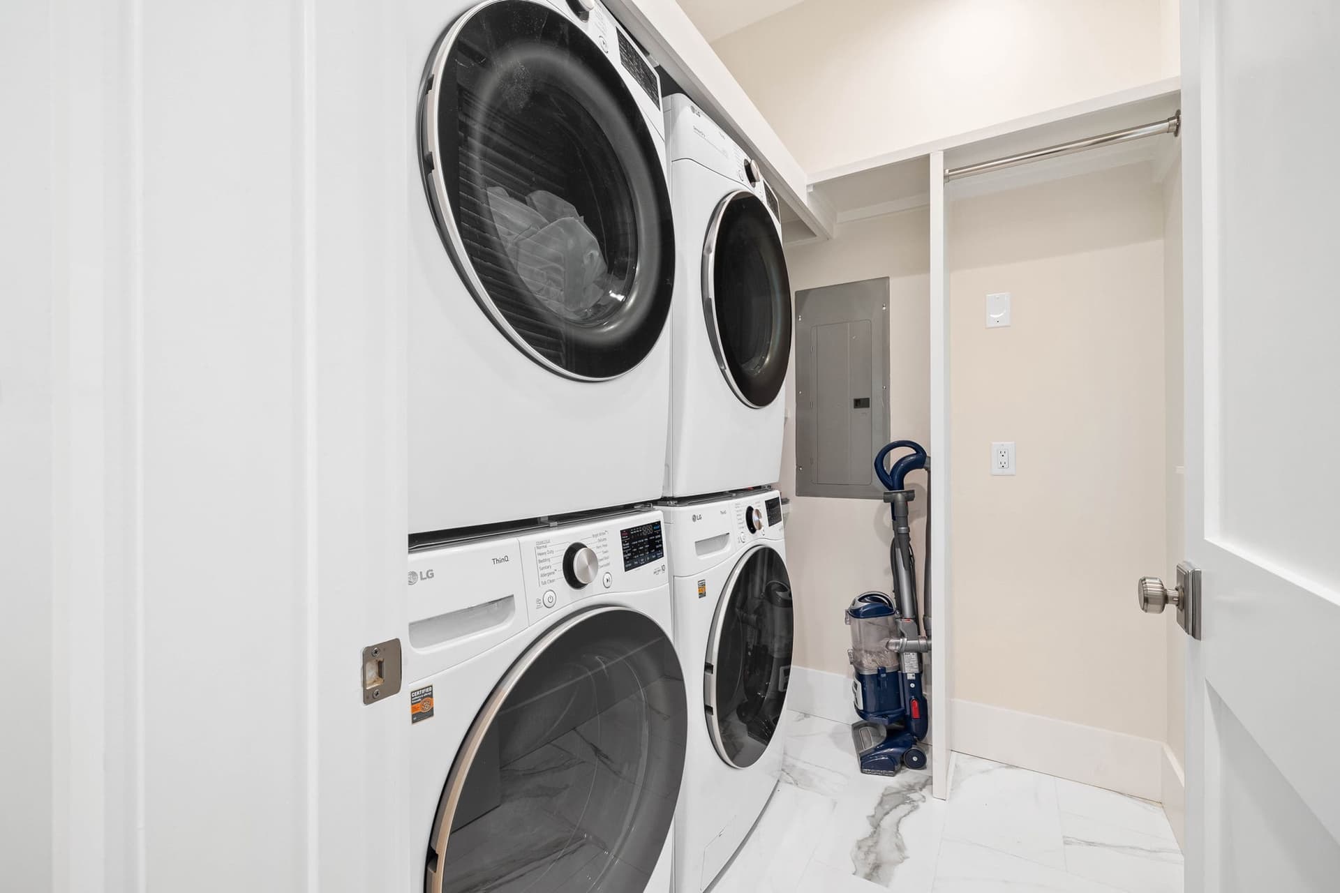 Good Vibrations - Image 34