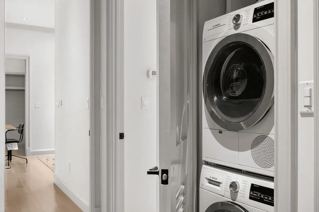 Linden Place II - Image 27