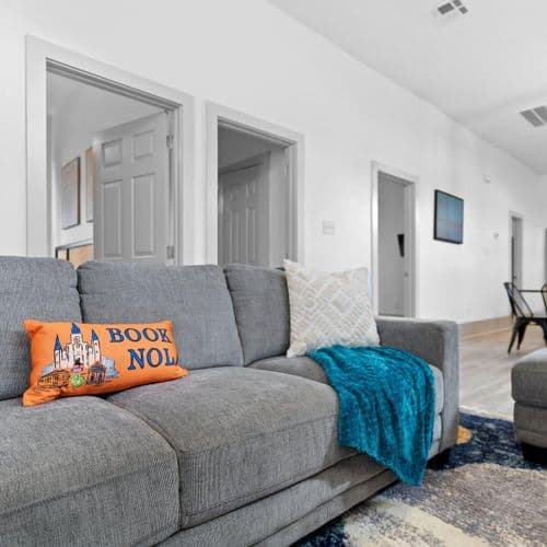 House of Vibes - Image 7