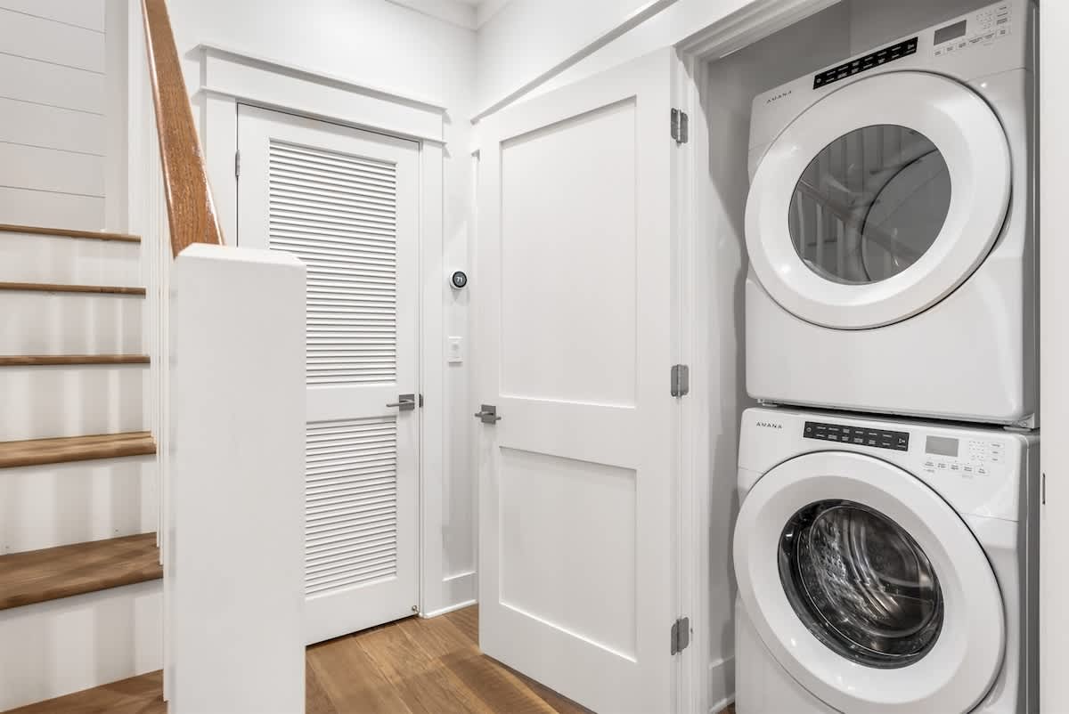 Southern Tides - Image 16