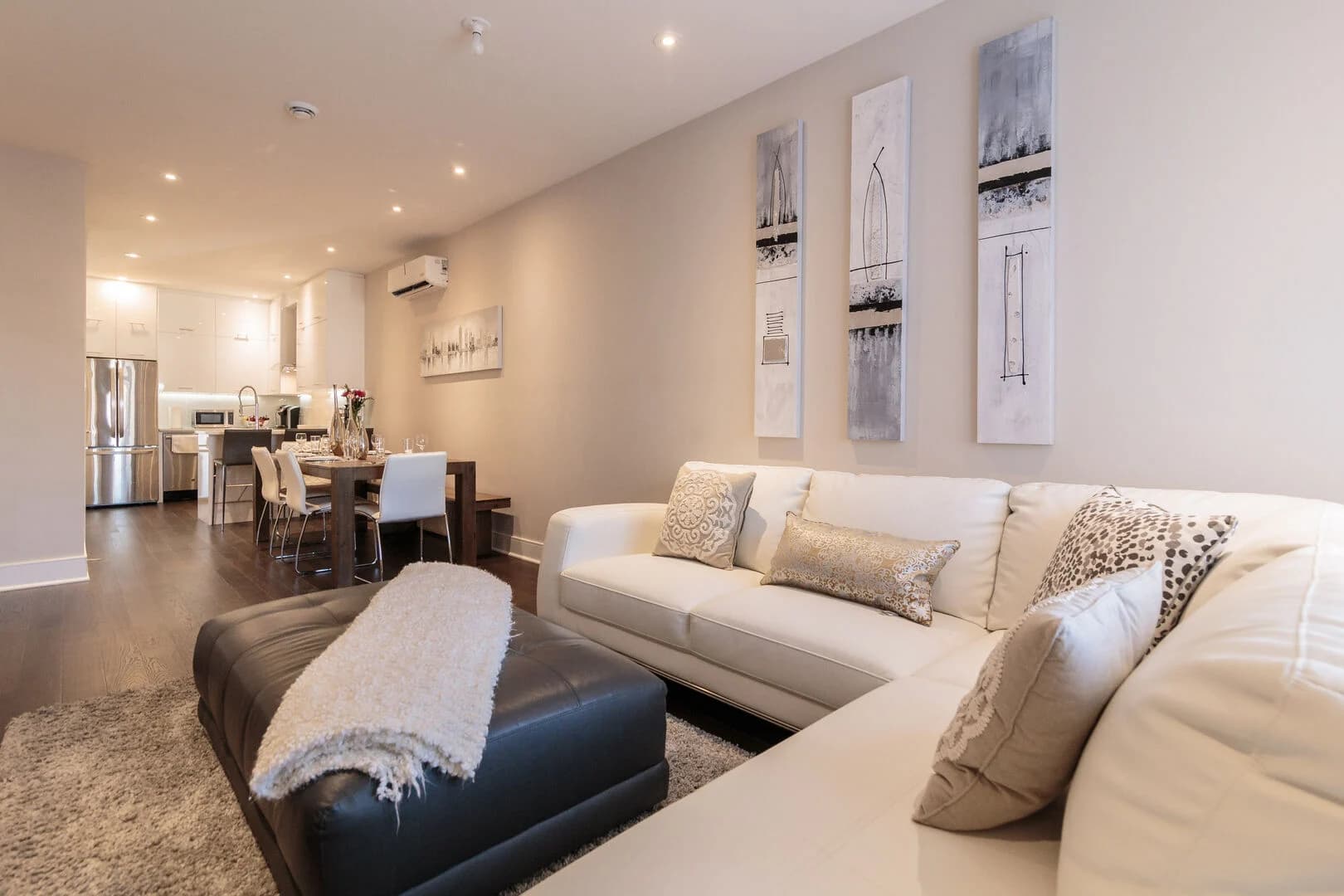 Hutchison Home - Image 4