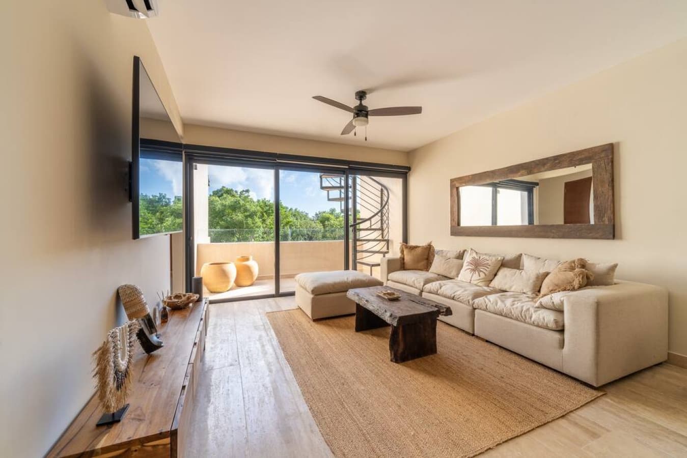 Viva Amor Villa - Image 2