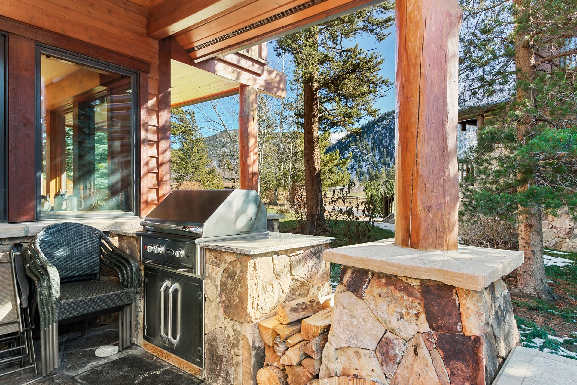 Twin Peaks Lodge - Image 37