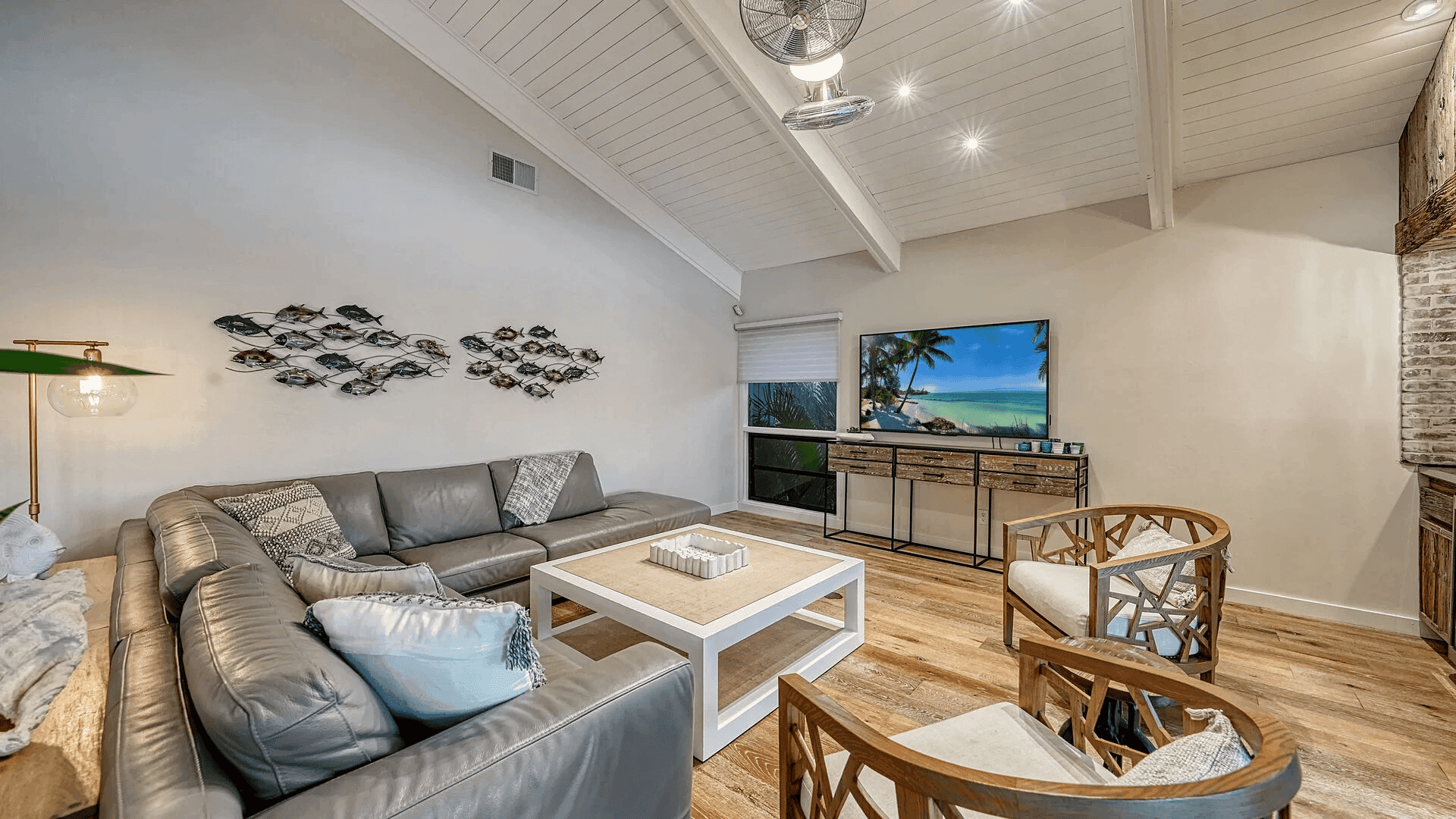 Pearl on the Bay - Image 16