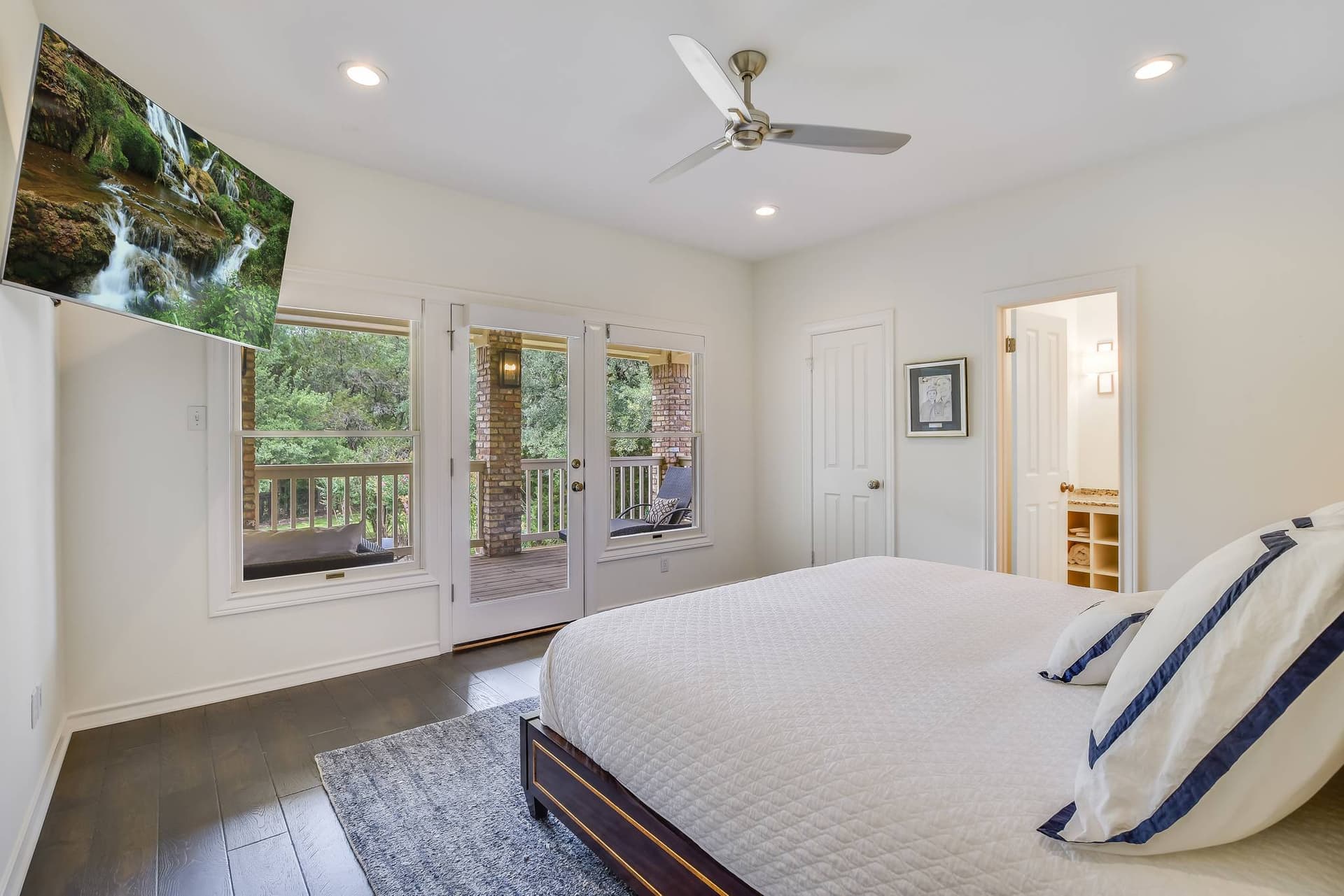 Austin Country Club Estate - Image 26