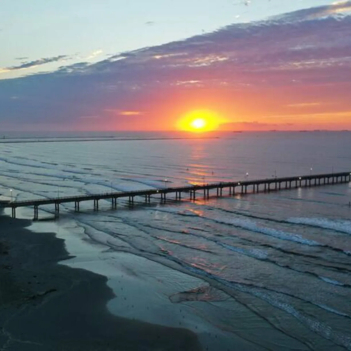 Moxy's Beach House - Image 89