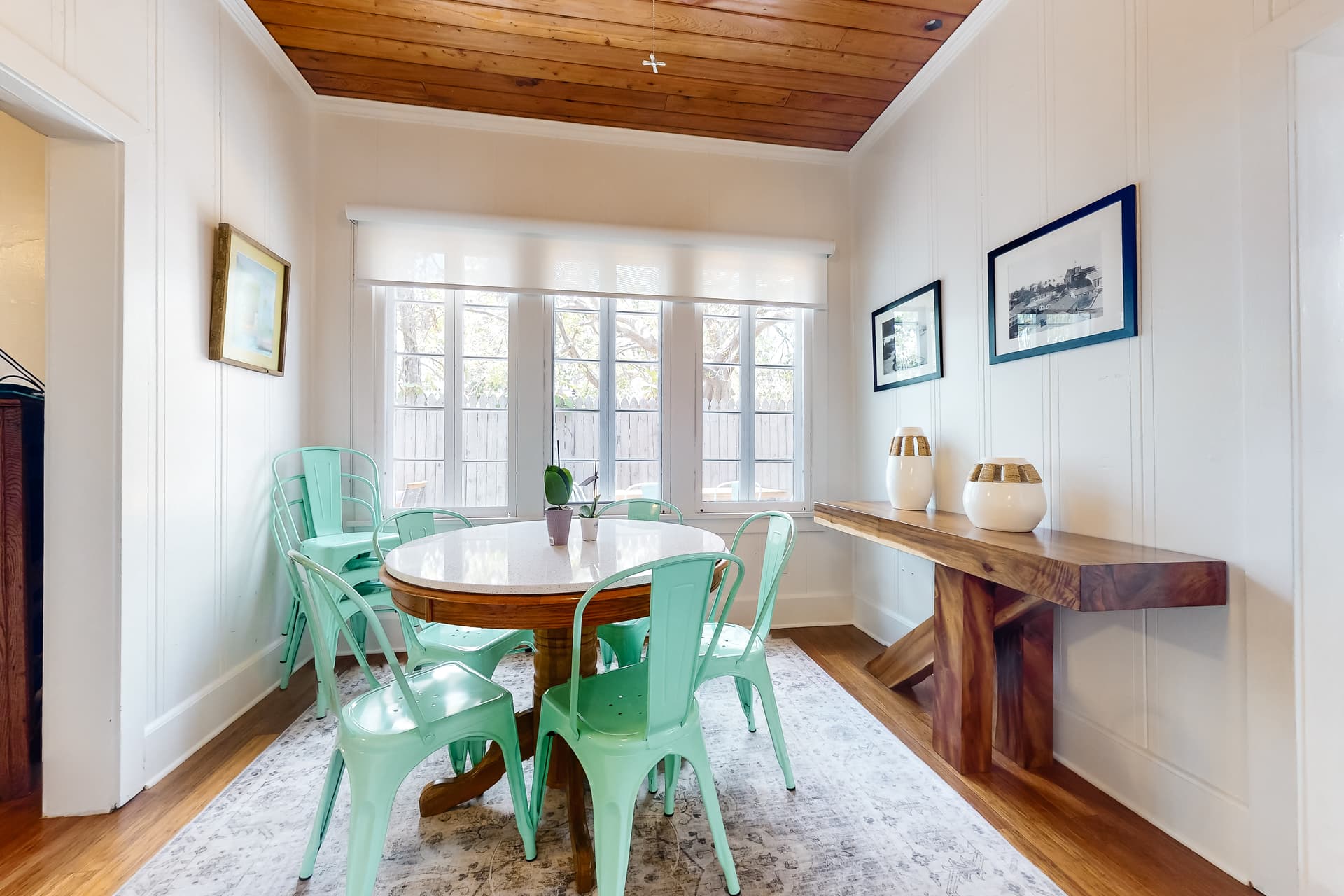 Papa's Hideaway - Image 3