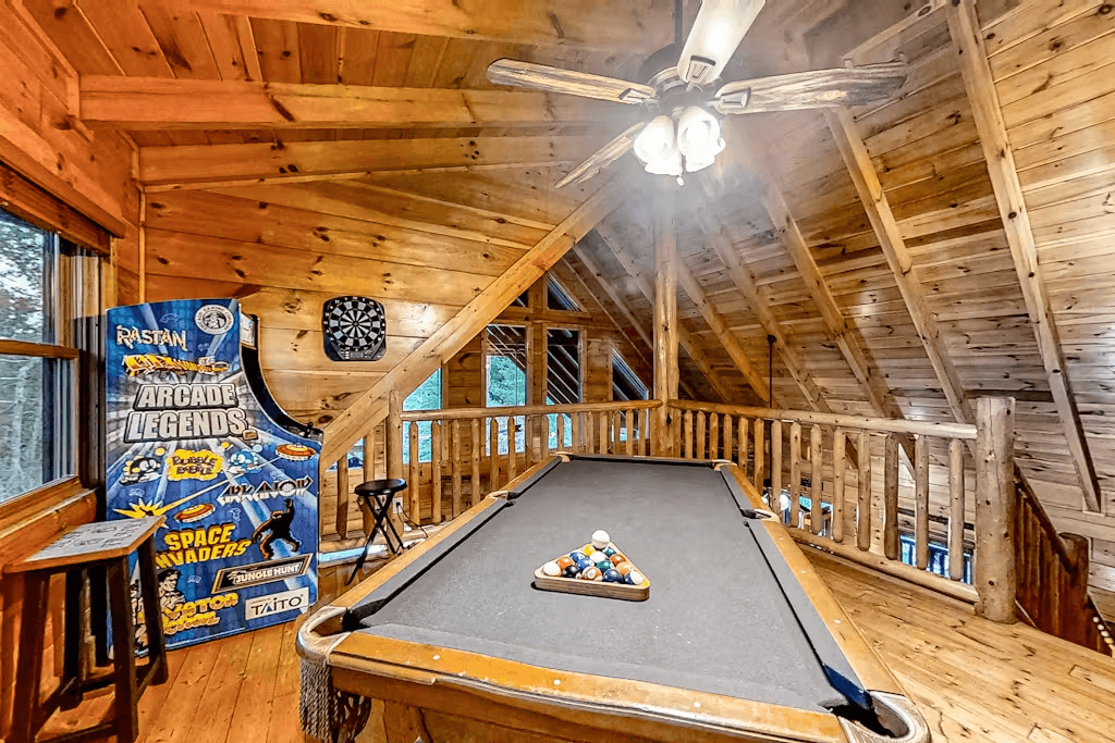 Bear Tracks - Image 24