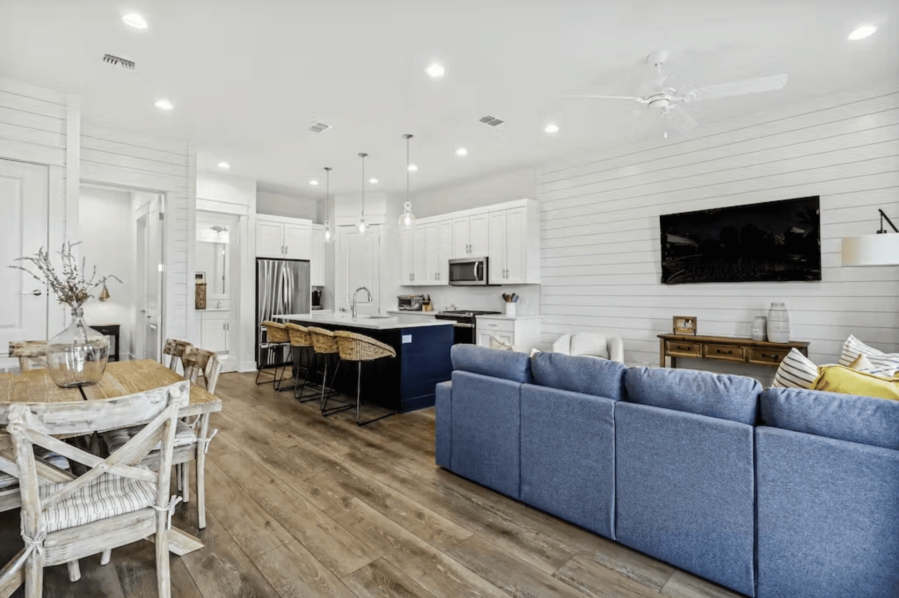 Fairway Farmhouse - Image 4