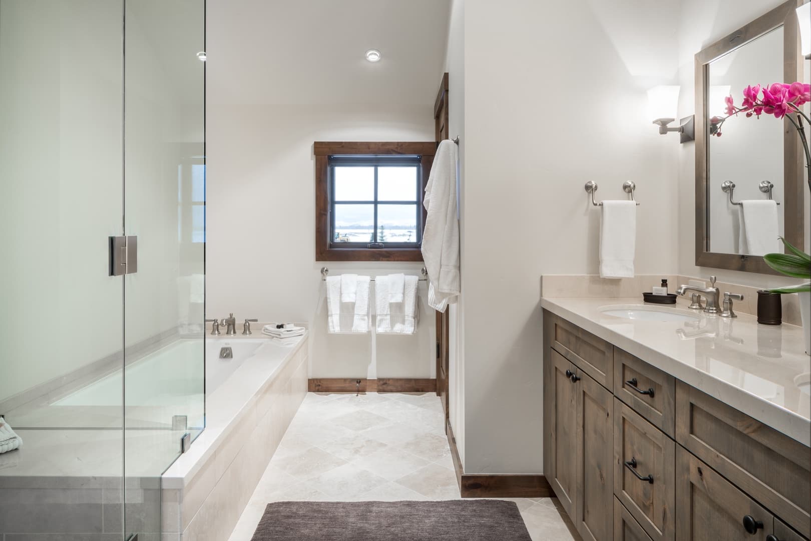 Mountain Vista - Image 19