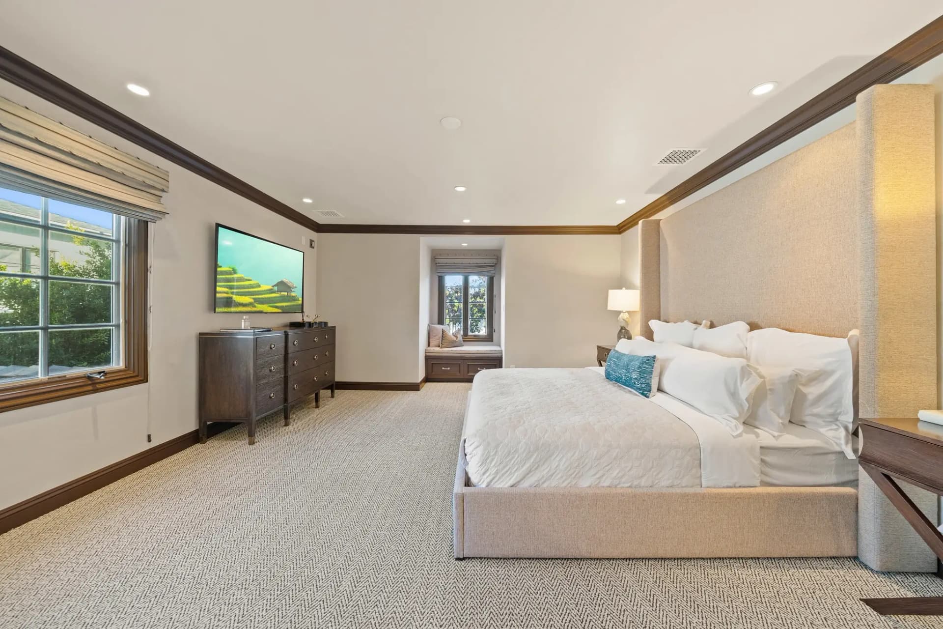 Hearst Estate - Image 18