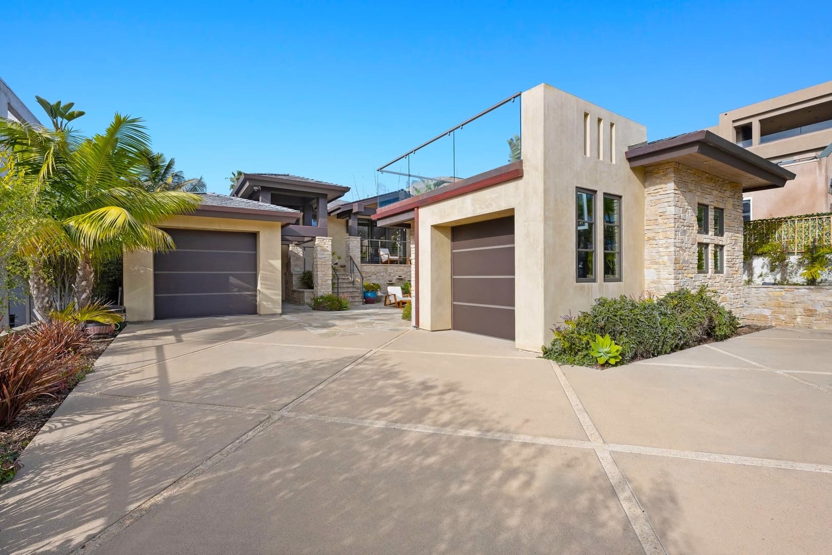 Costa Del Mar - Image 3