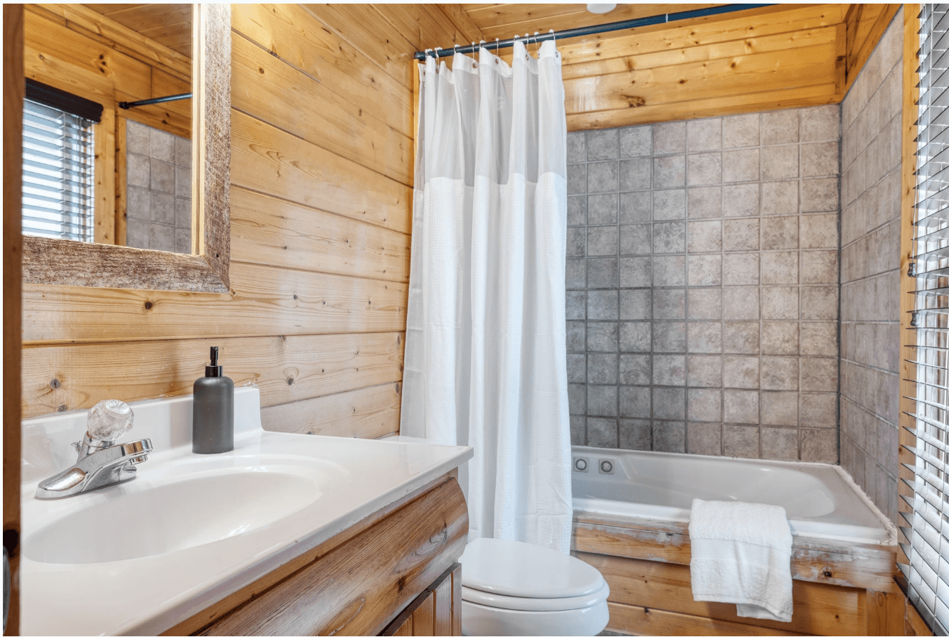 Brookshore Enclave - Image 23