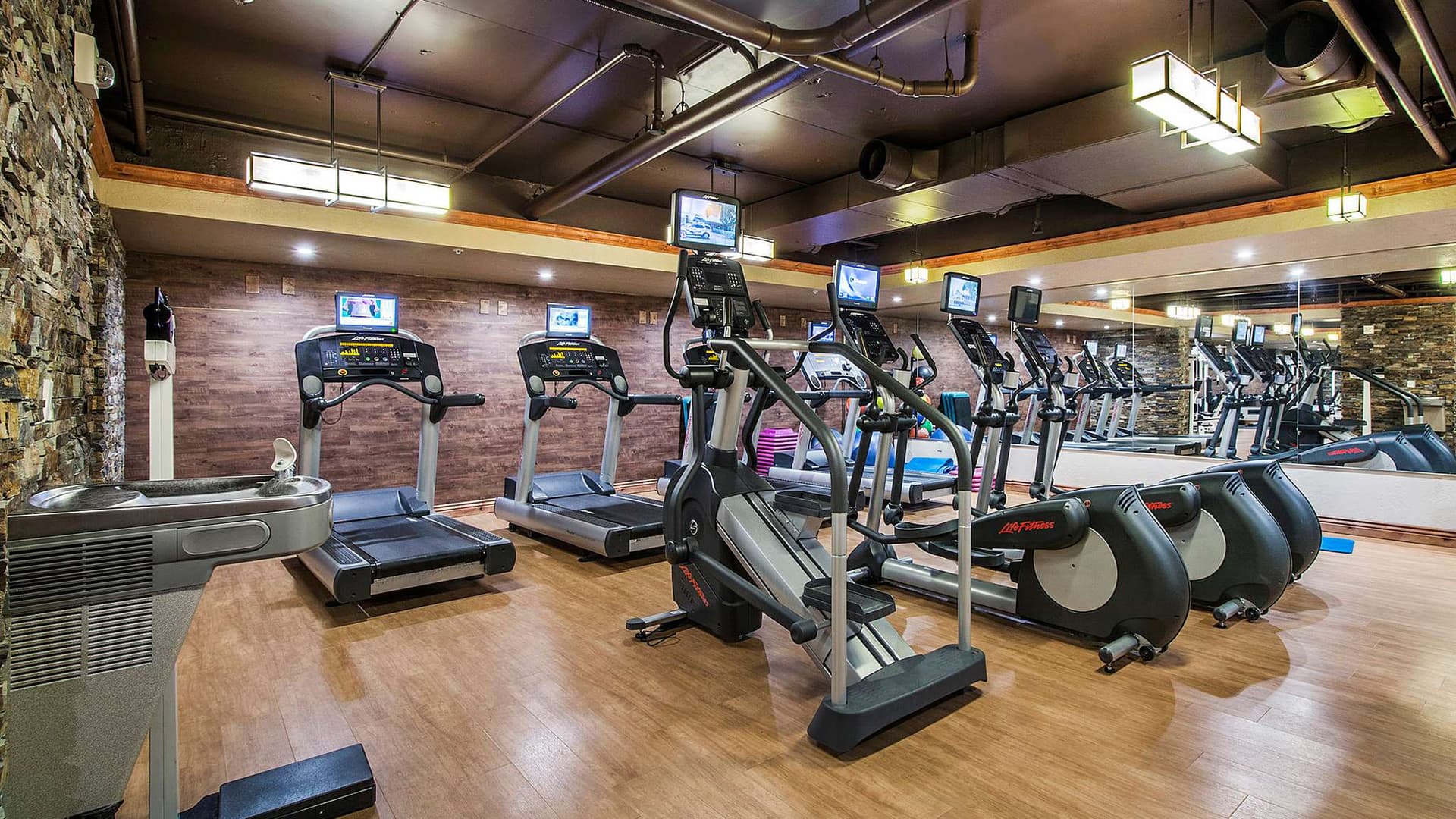 Sneaux Shack - Image 56