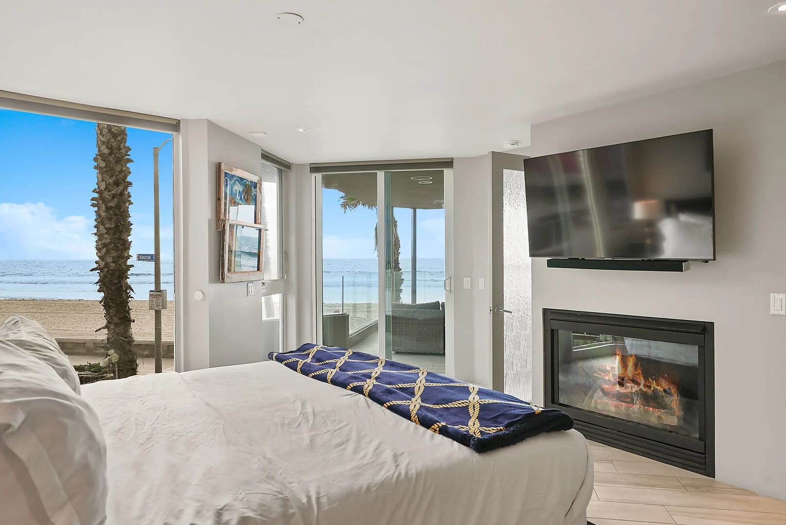 Oceanfront Escape Home - Image 11
