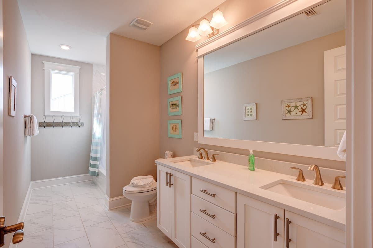 Coconut Cove - Image 49