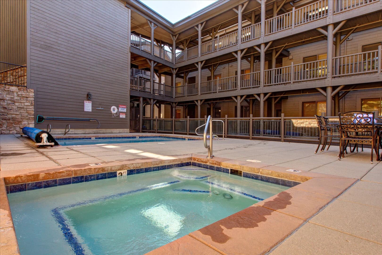 Black Bear Residence - Image 5