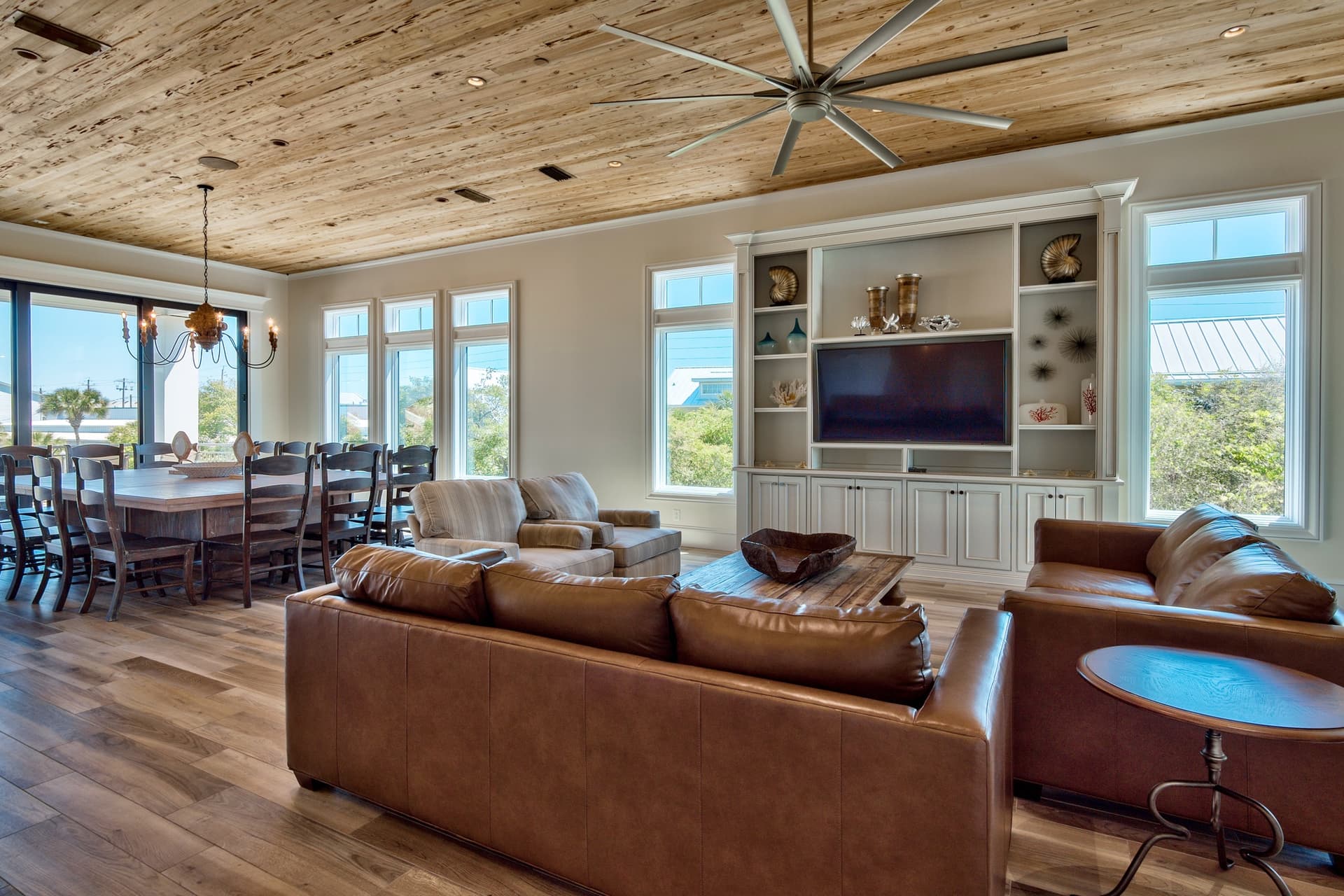 Soggy Dollar - Image 10