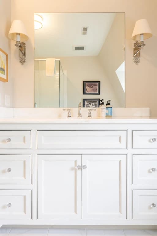 Downtown Victorian - Image 33