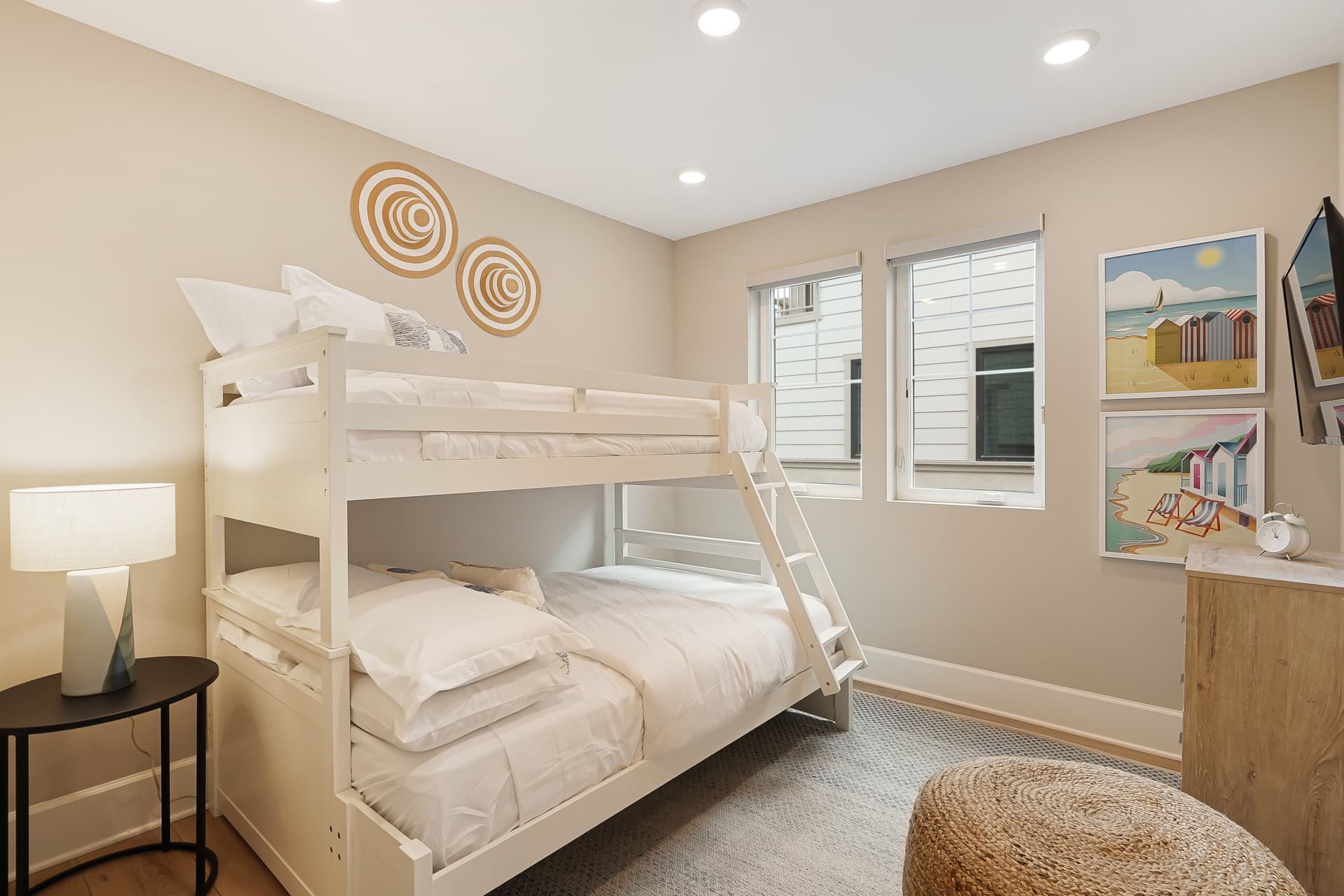 Bayside Cove Getaway - Image 29