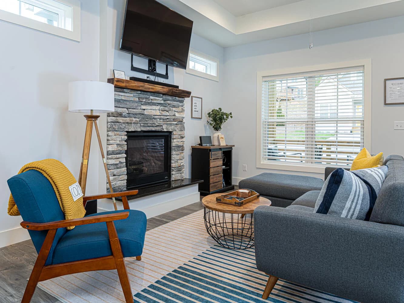 Blue Mountain Cottage - Image 2