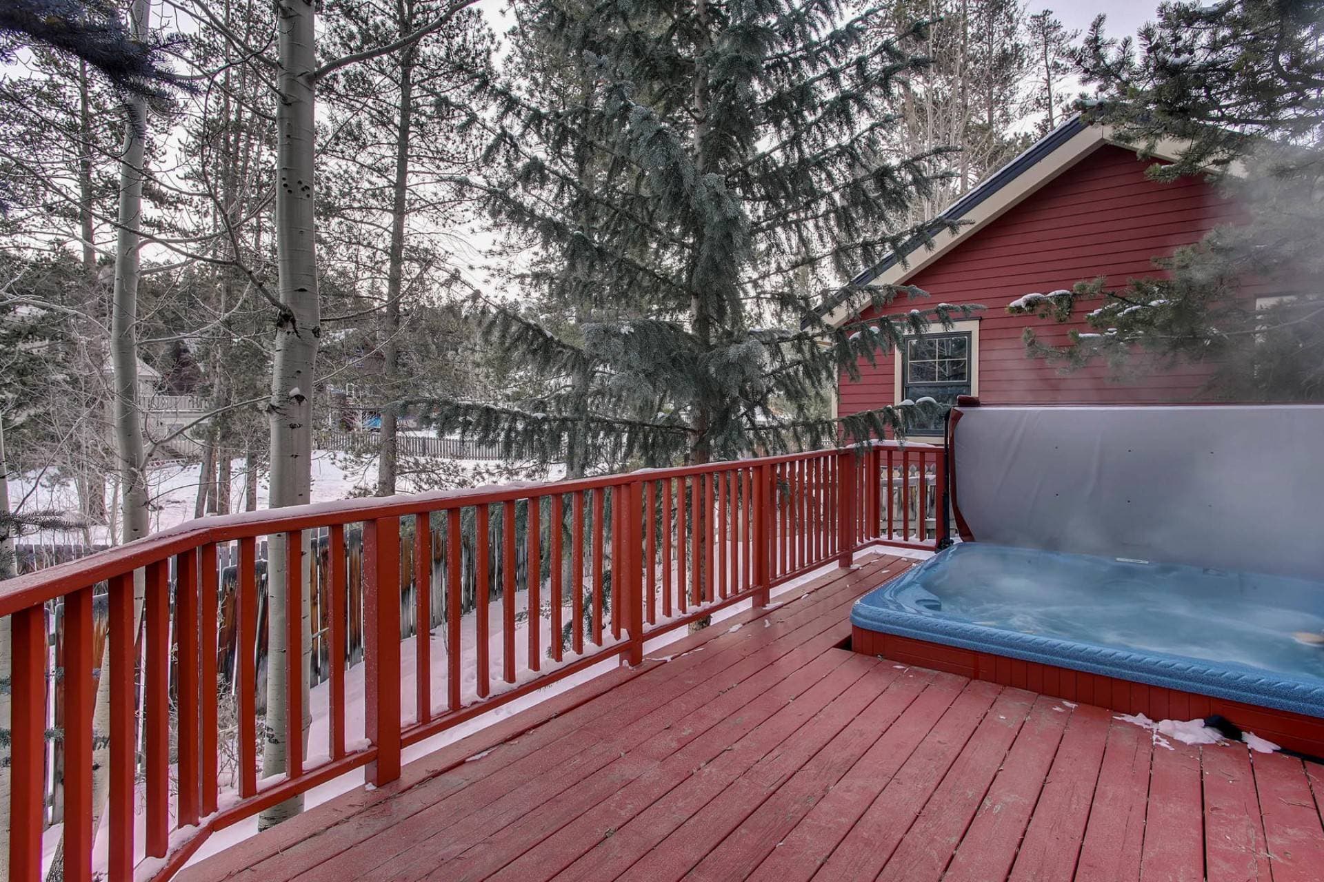 Apres on French Street - Image 4