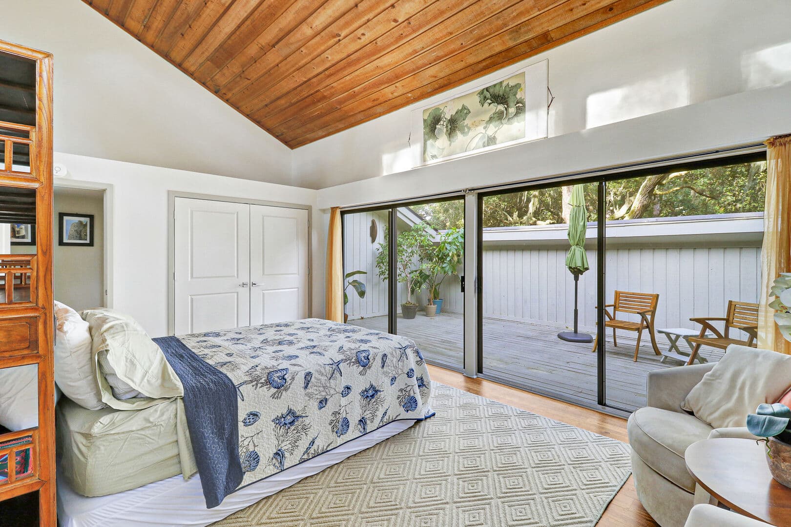 Sunny Shores - Image 25