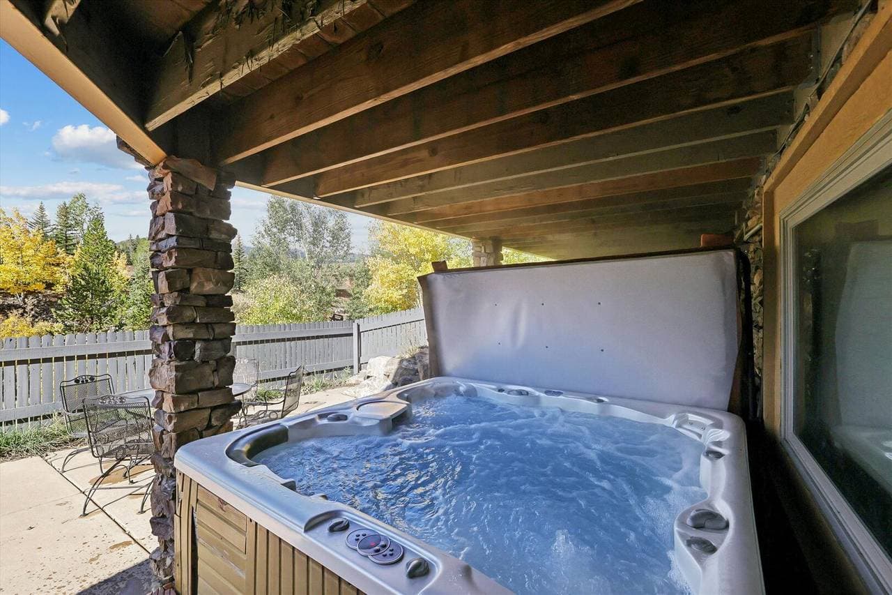 Creekside Escape - Image 42