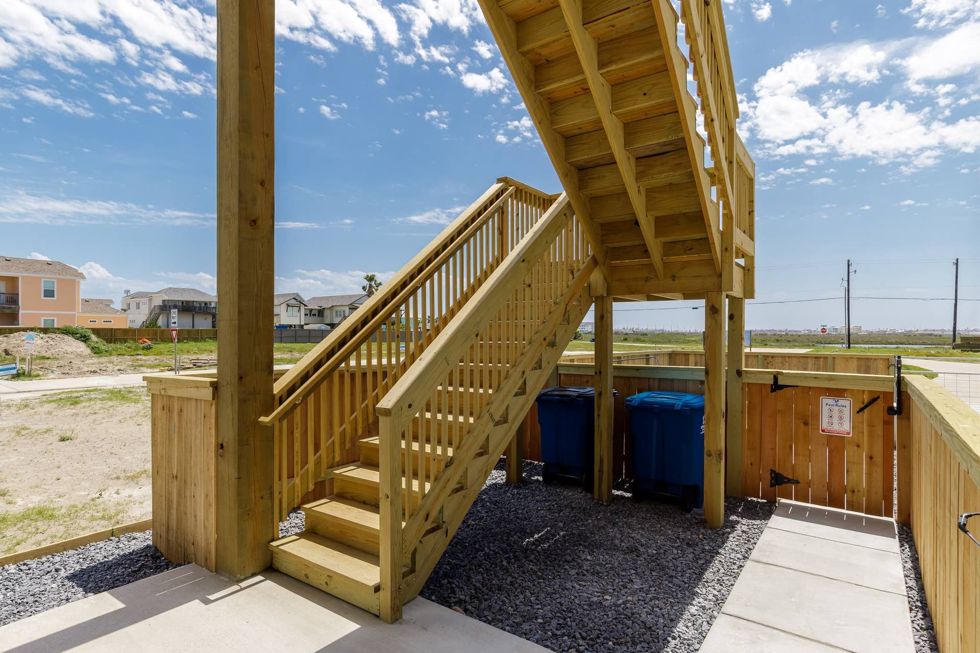 Skiff House - Image 36