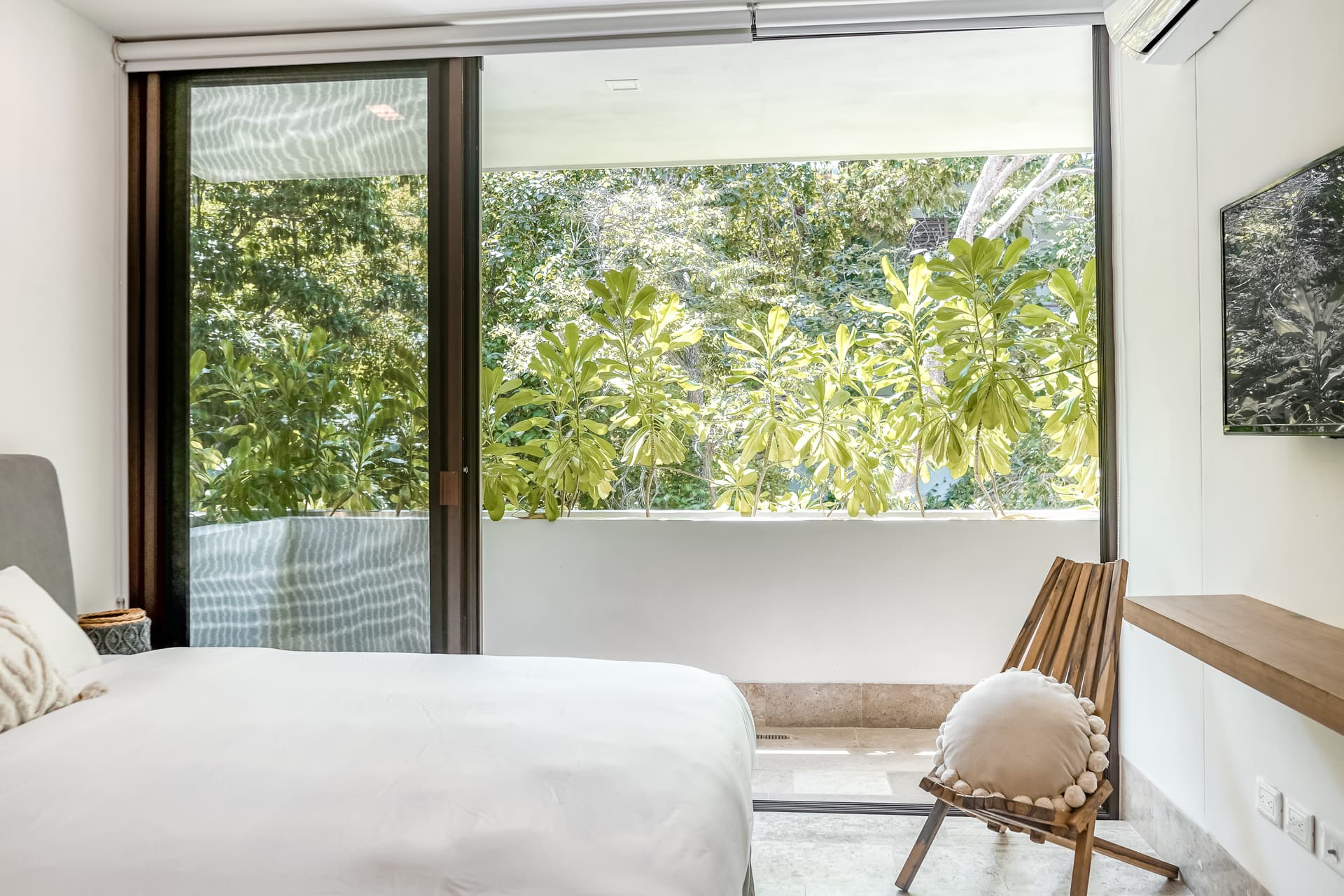 Omara Condo - Image 5