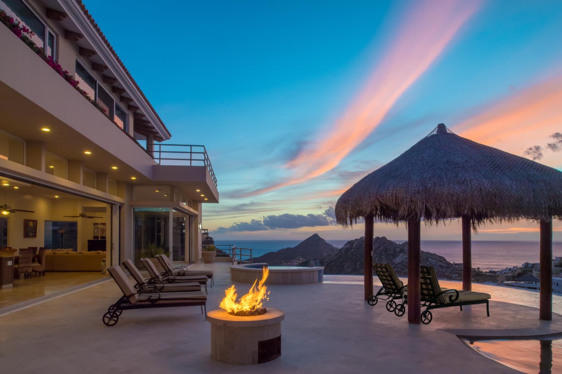 Villa del Mar - Image 1