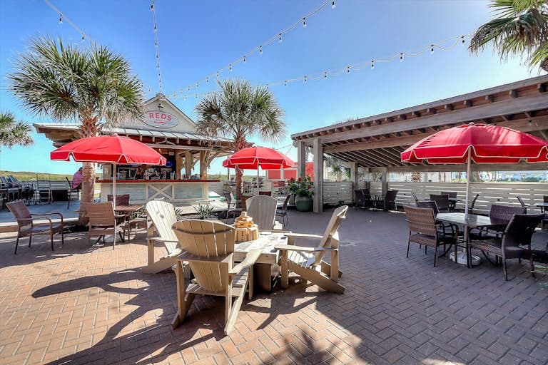 Commodore’s Hideout - Image 55