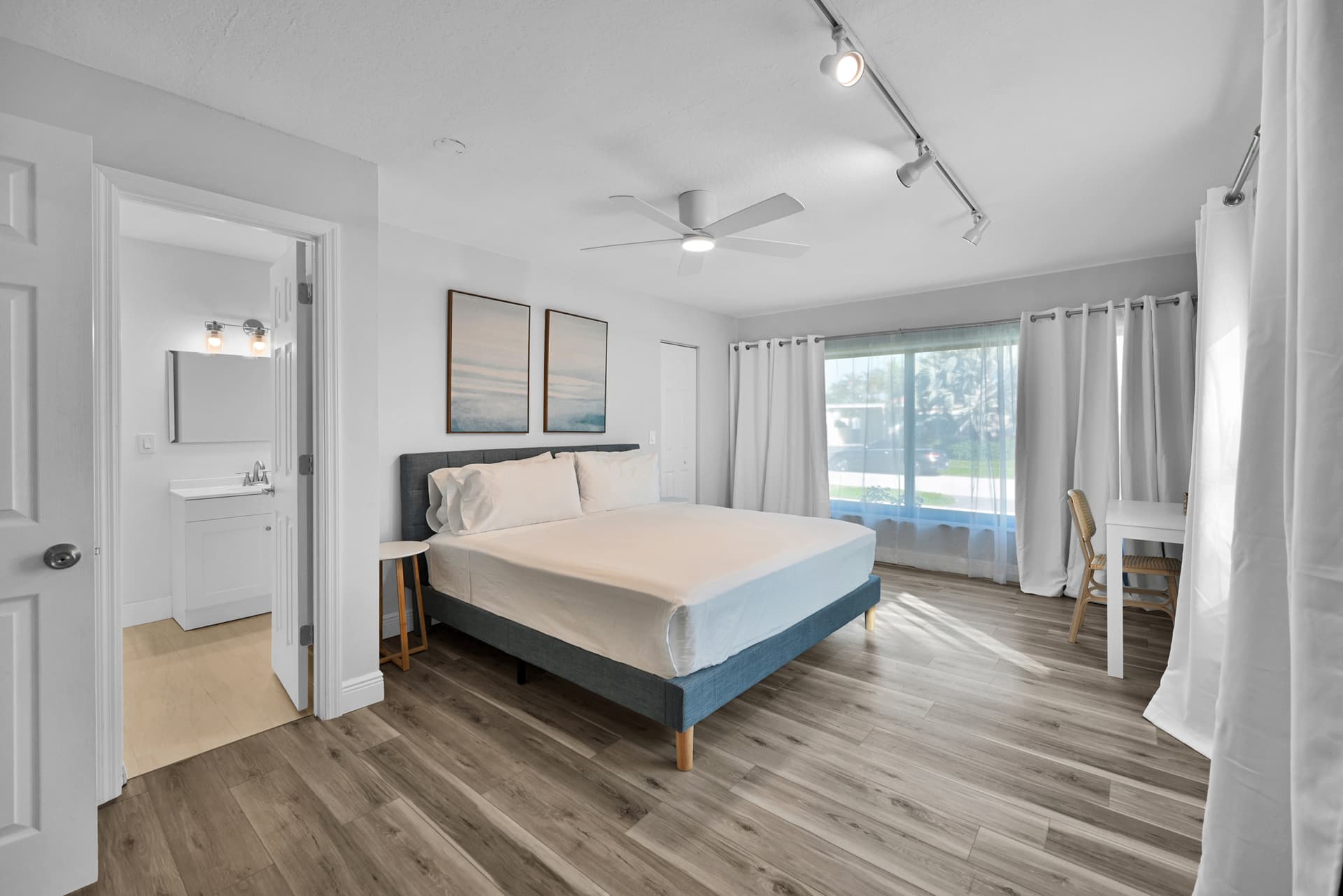 Robinson Place - Image 22