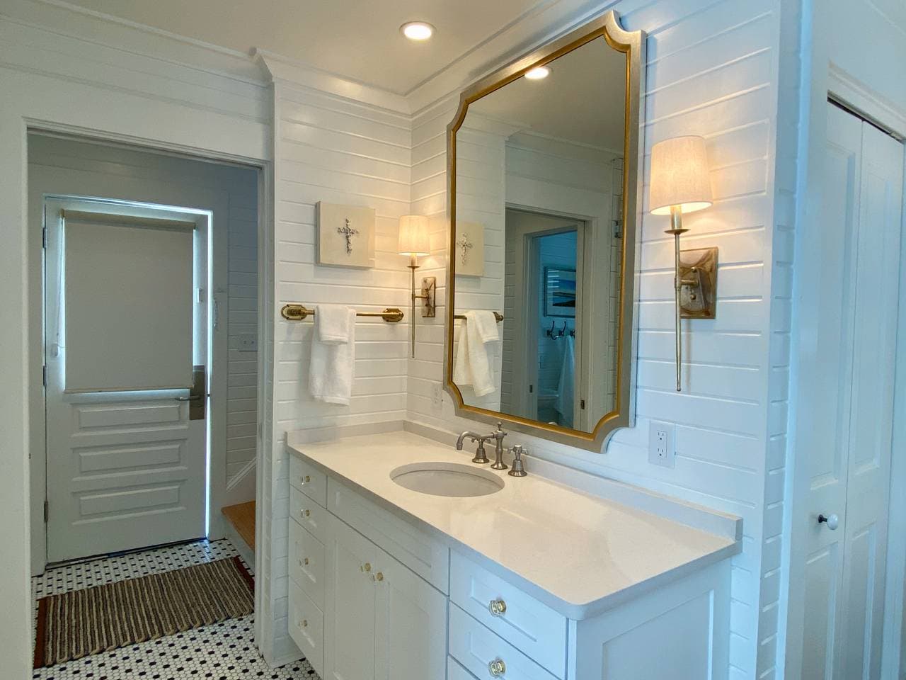 Sanctuary Home - Image 20