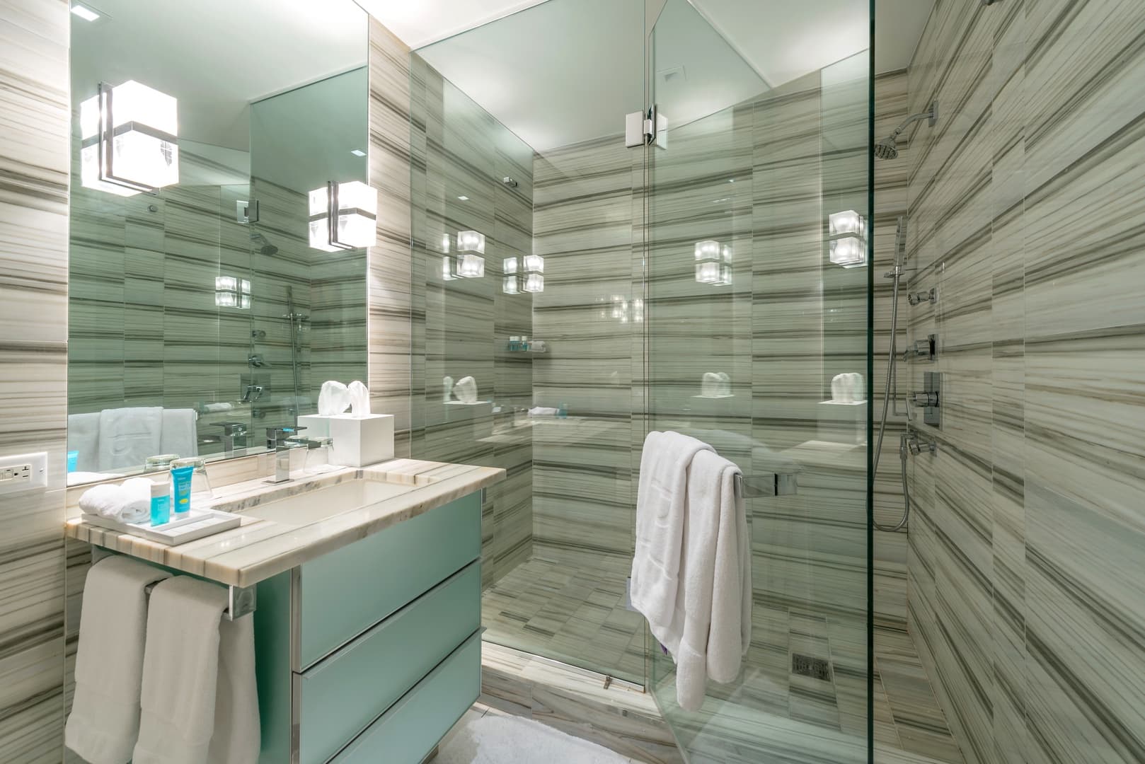 W South Beach Residence #828 - Image 12