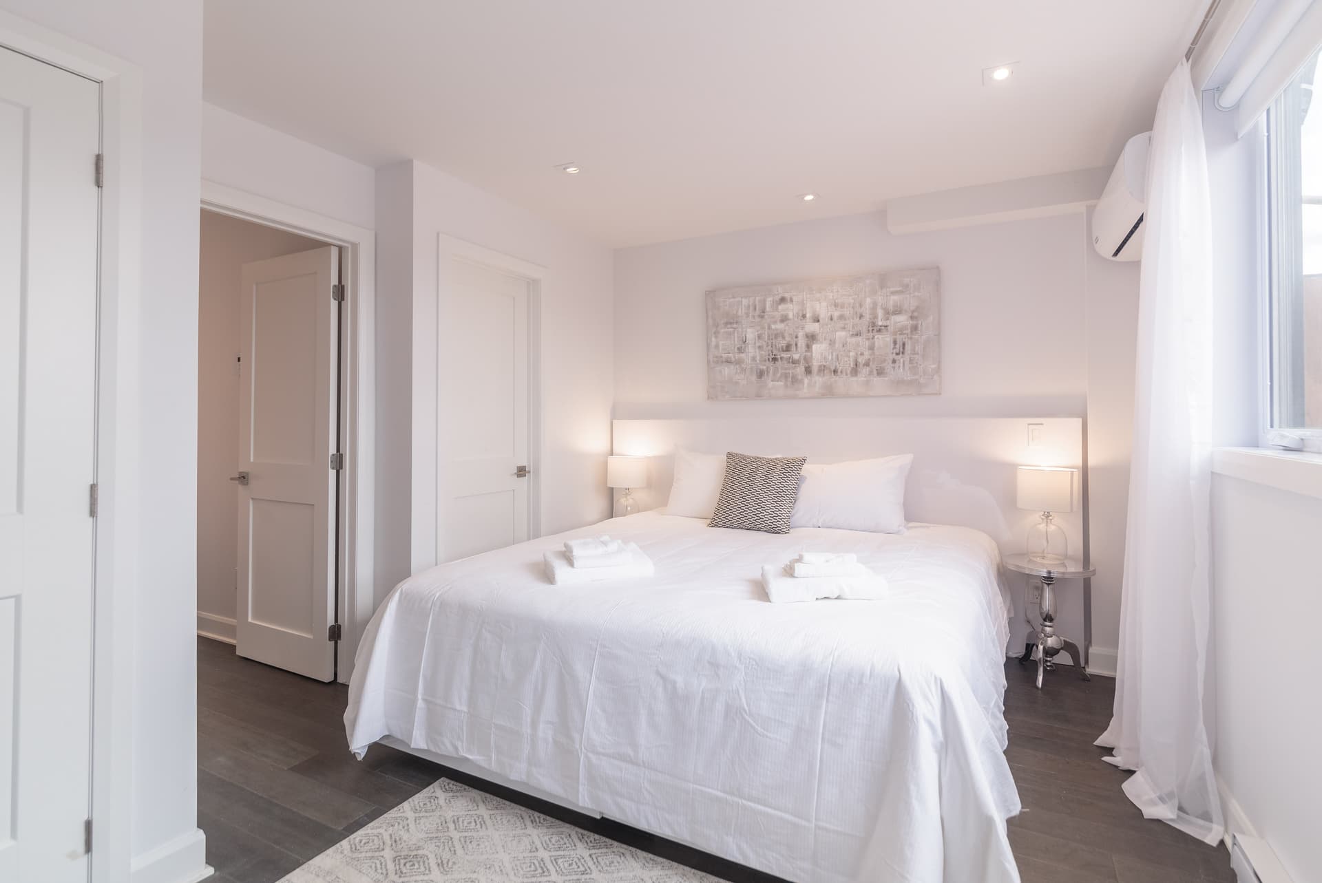 Lincoln Home - Image 45