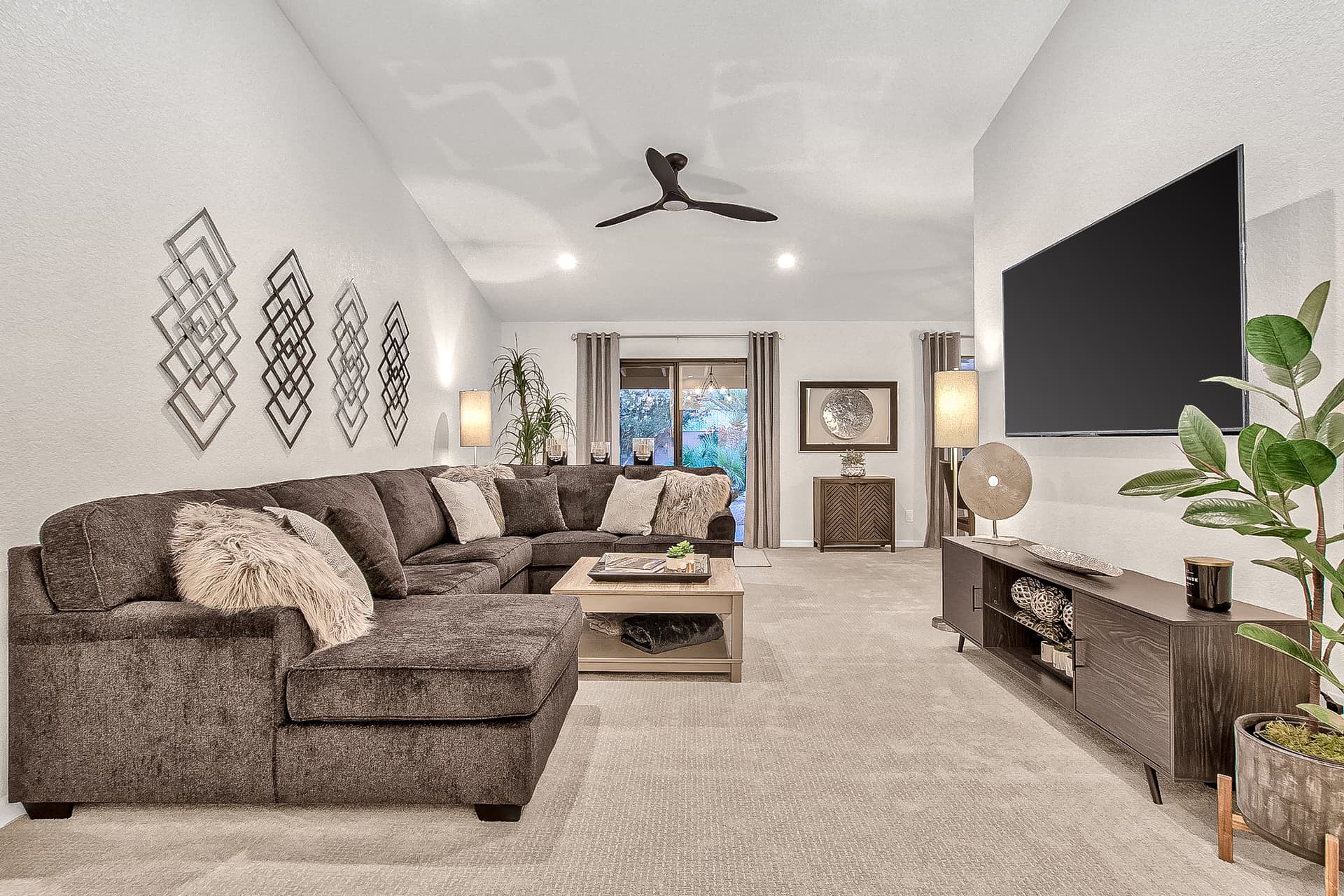 Sunset Ridge Retreat - Image 2