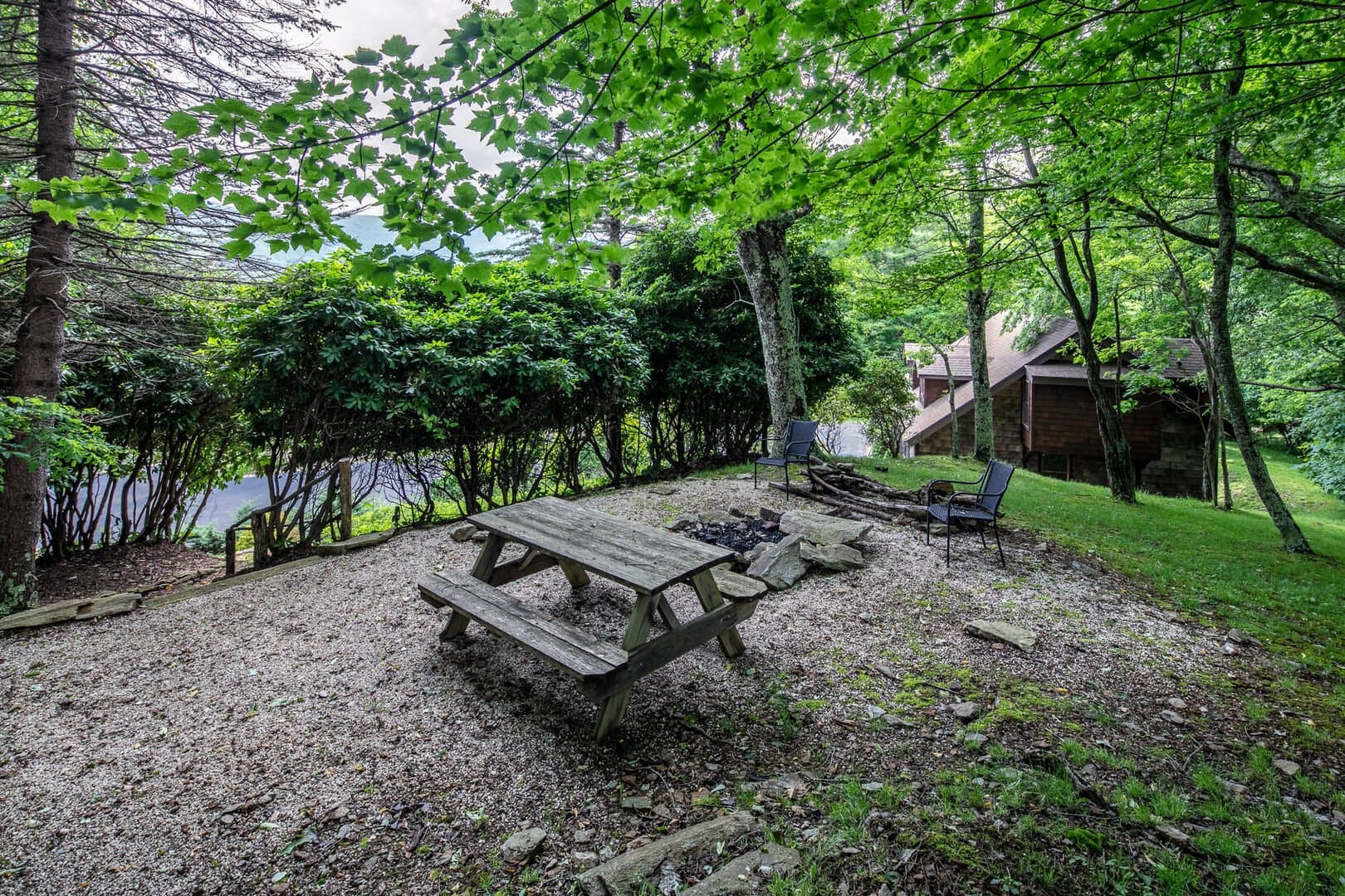 Banner Crest - Image 42