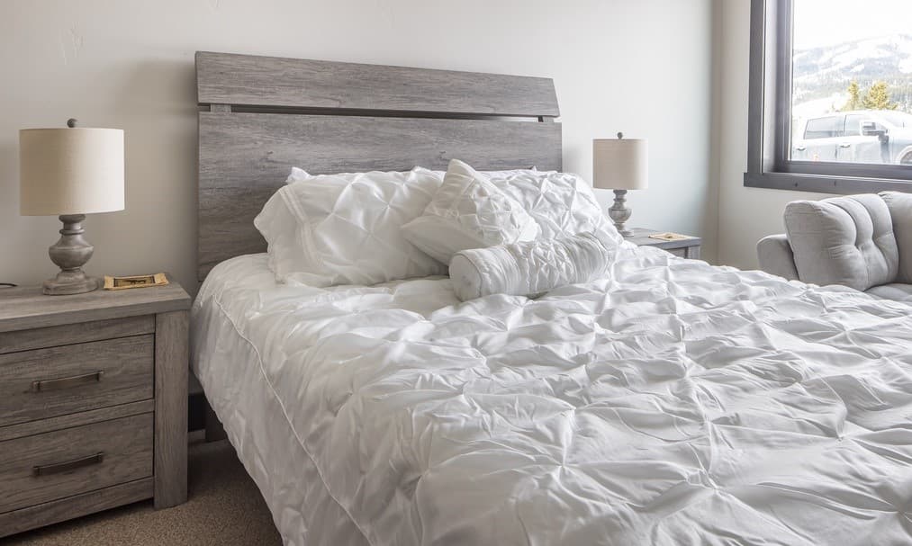 Mountain Lake #101C - Image 27