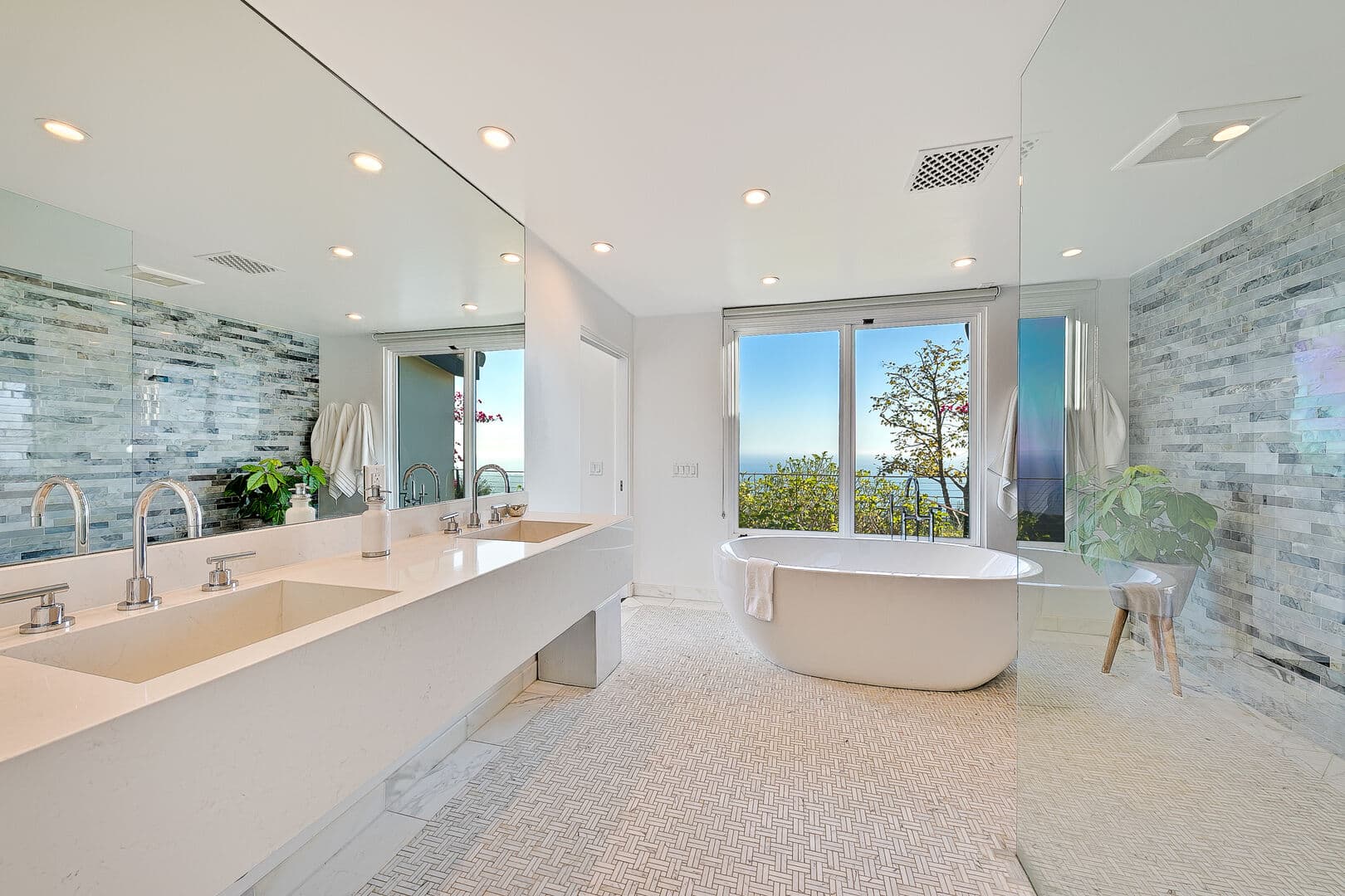 Latigo View Malibu - Image 24