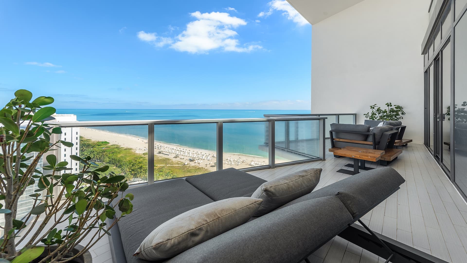 W South Beach Penthouse #2006 - Image 13