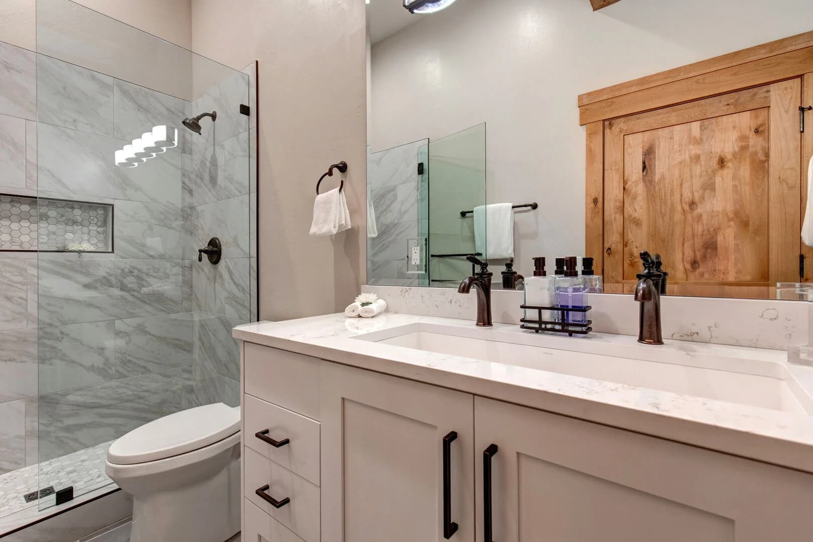 Oak Haven - Image 20