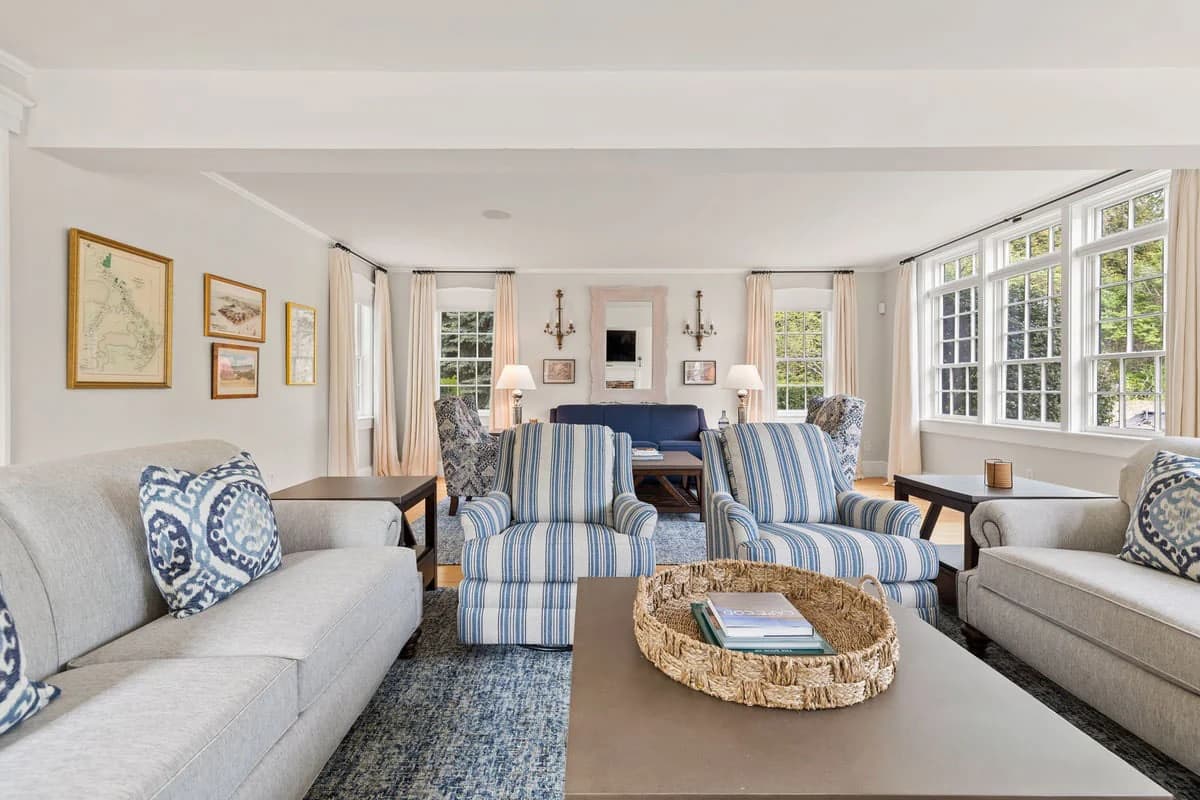 Hiawatha Manor - Image 4